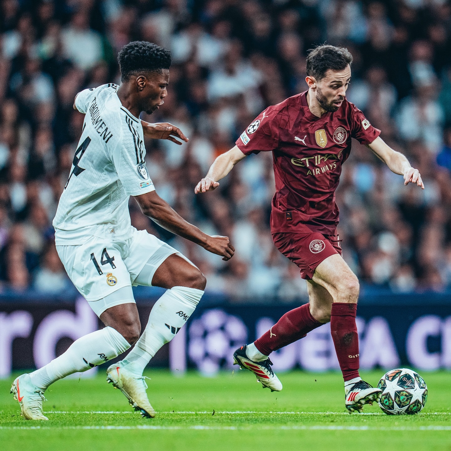 曼城横扫中国，阿圭罗统治全场