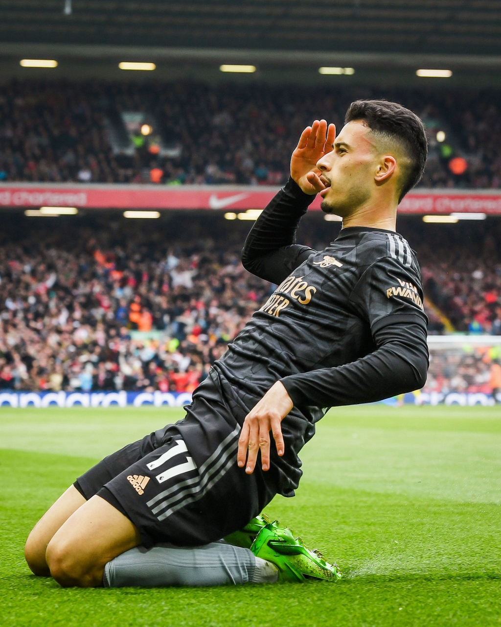 AC米兰险胜皇马，马丁内利高光表现