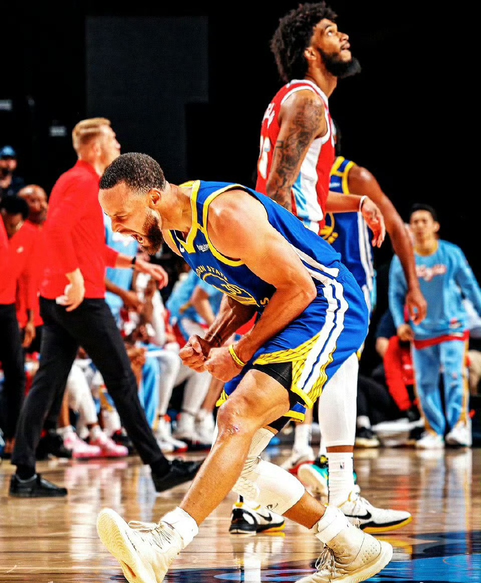 澳大利亚男篮险胜勇士B队,欧文一己之力扛起全队 澳大利亚男篮险胜勇士B队,欧文一己之力扛起全队