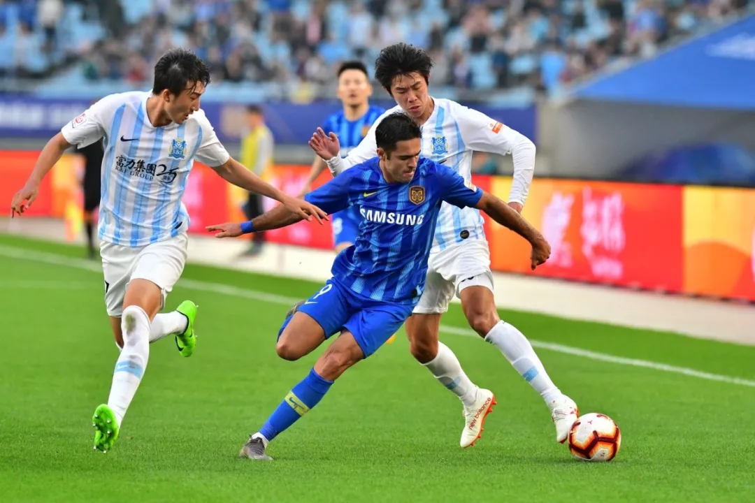 江苏苏宁主场力克广州富力,豪取三分 江苏苏宁主场力克广州富力,豪取三分