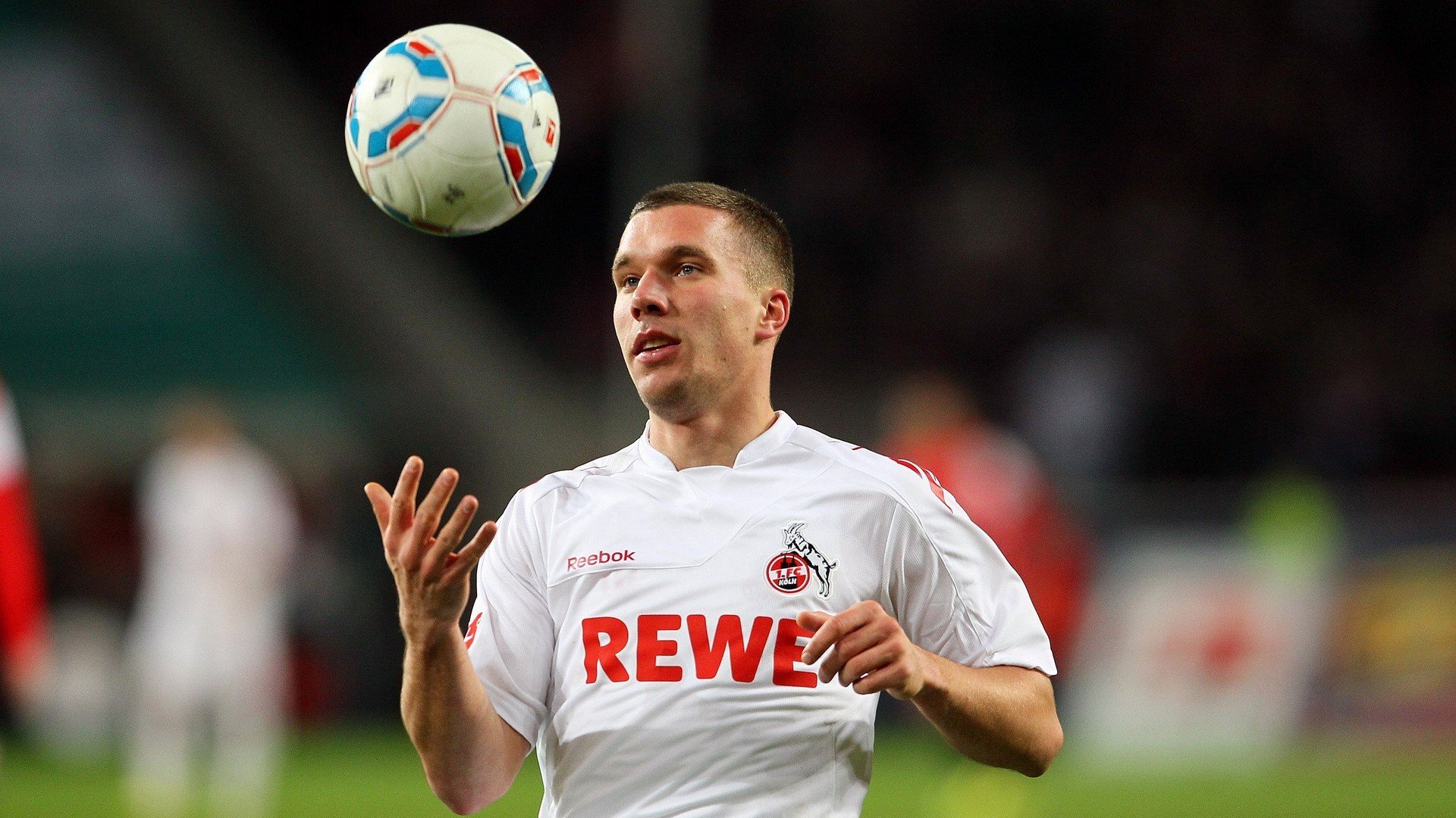 欧冠决赛之夜，富安健洋的完美交响曲